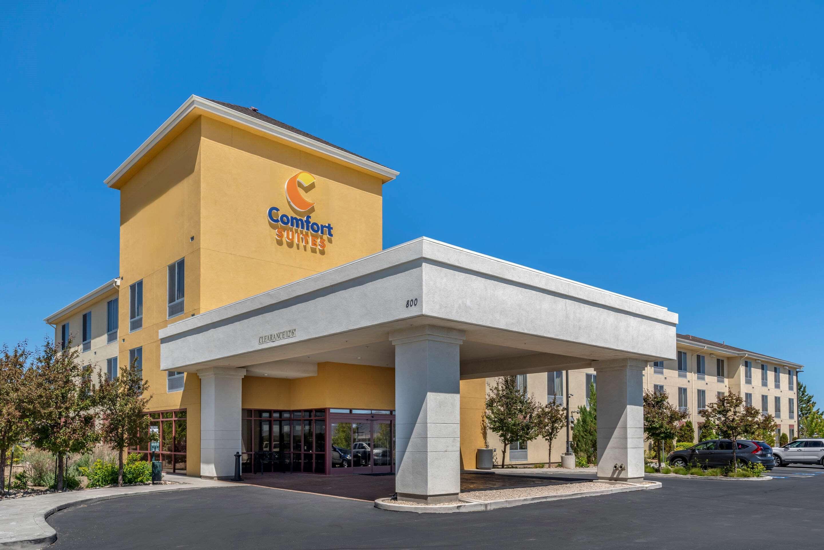 Comfort Suites Fernley Exterior photo